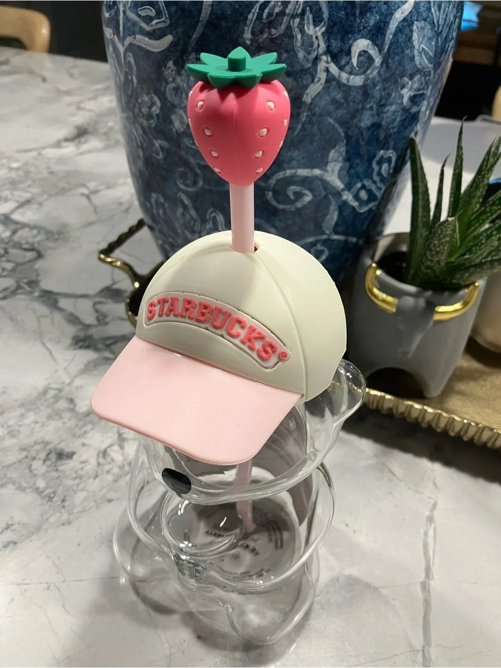 Starbucks strawberry bearista bear glass cup nwt